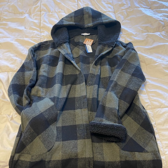 SOLD Coatagin - Picture 3 of 8